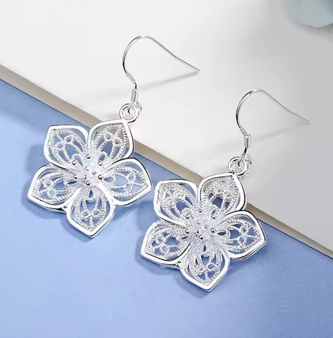 925 Sterling Silver Retro Flower Earrings