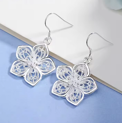 925 Sterling Silver Retro Flower Earrings