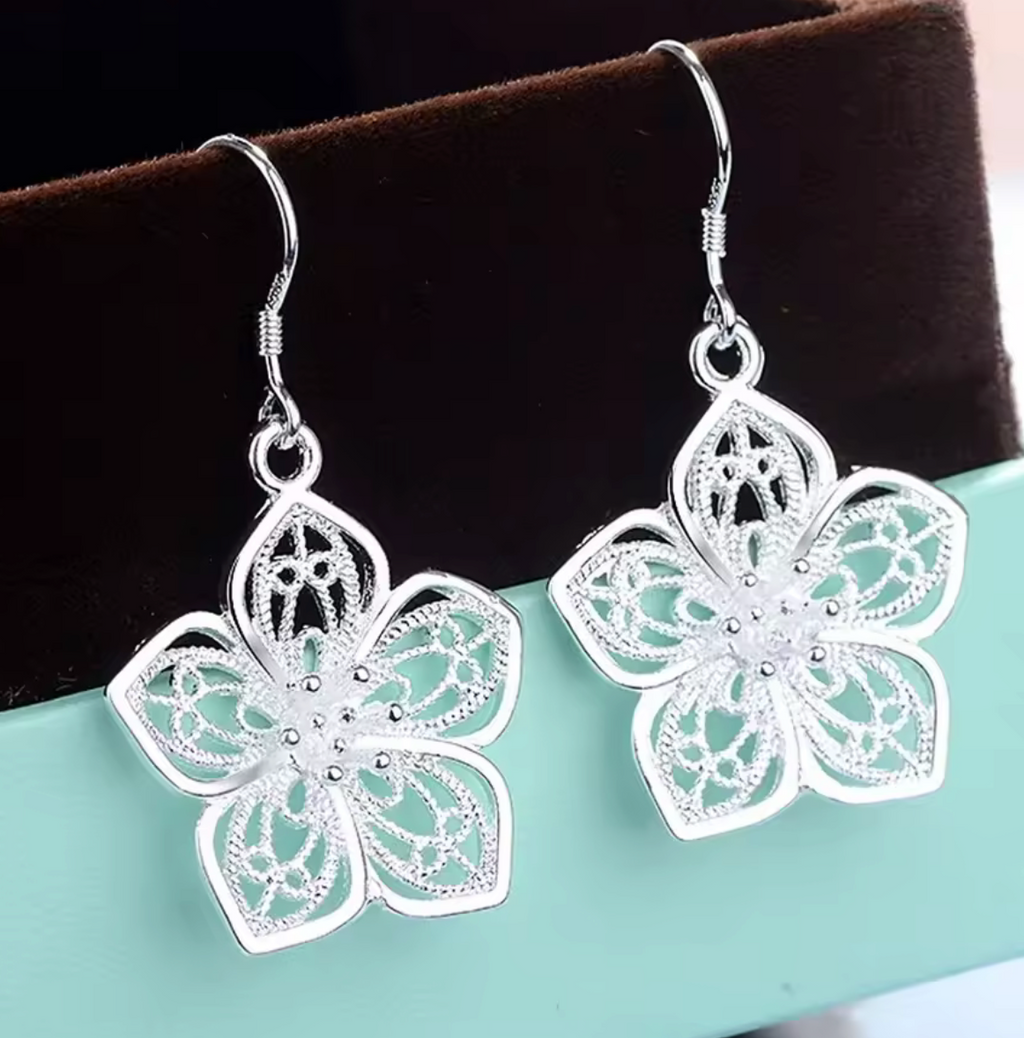 925 Sterling Silver Retro Flower Earrings