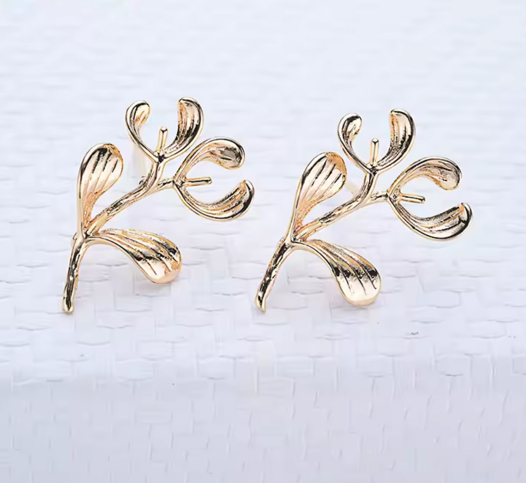 Fashionable Summer Earrings for Women