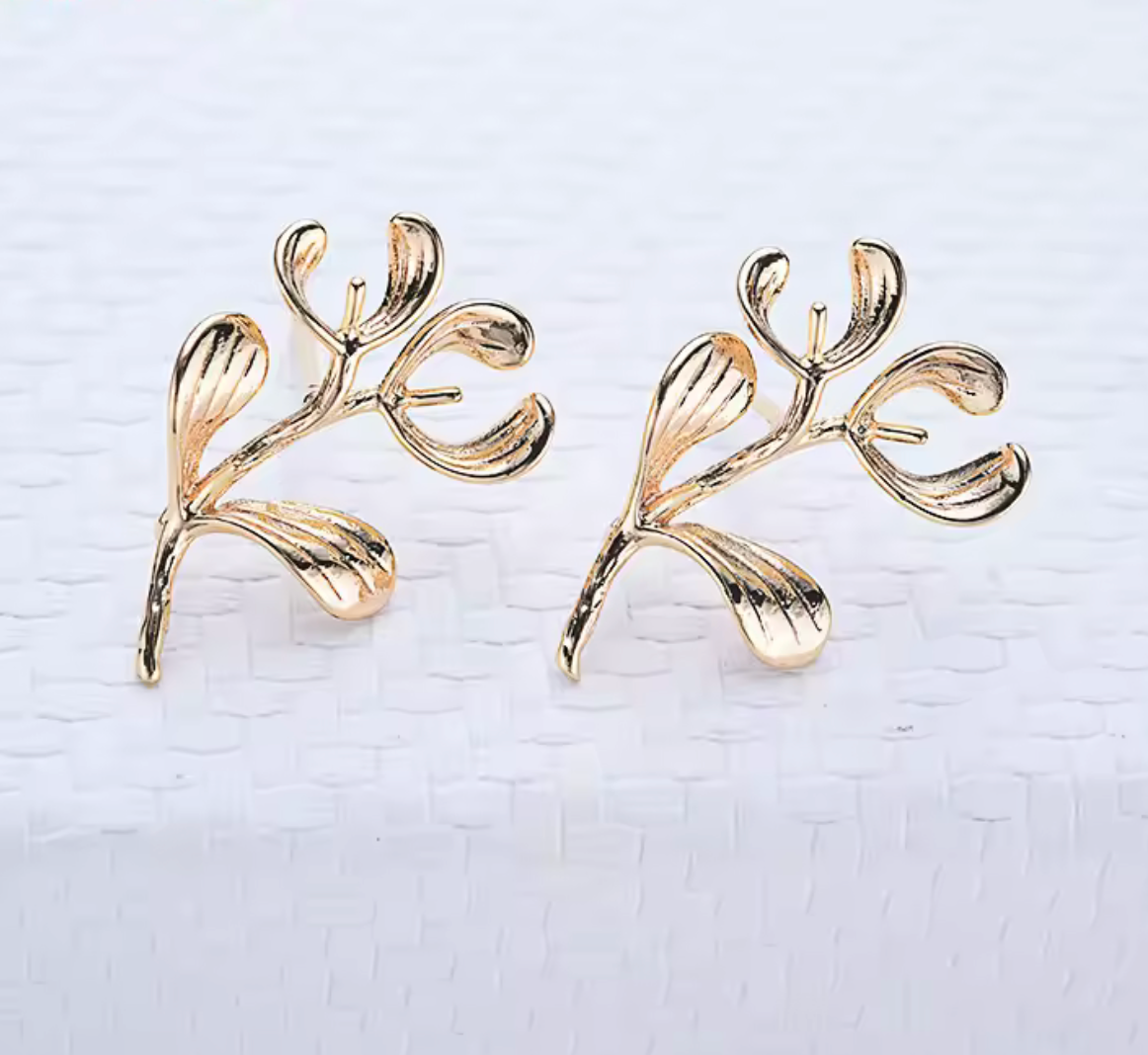 Fashionable Summer Earrings for Women