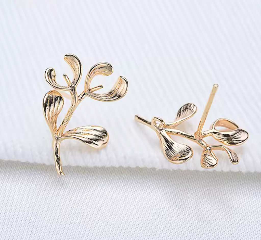Fashionable Summer Earrings for Women