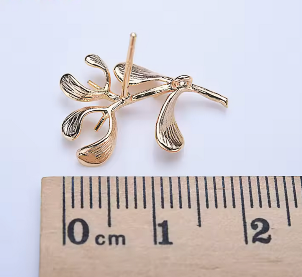 Fashionable Summer Earrings for Women