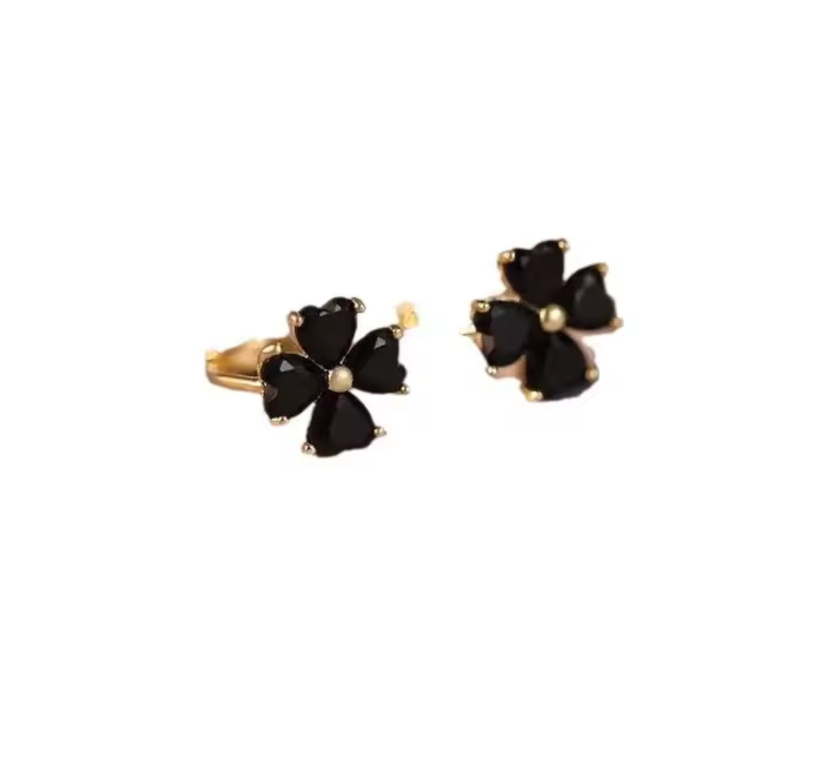 Korean Black Four-Leaf Flower Earrings
