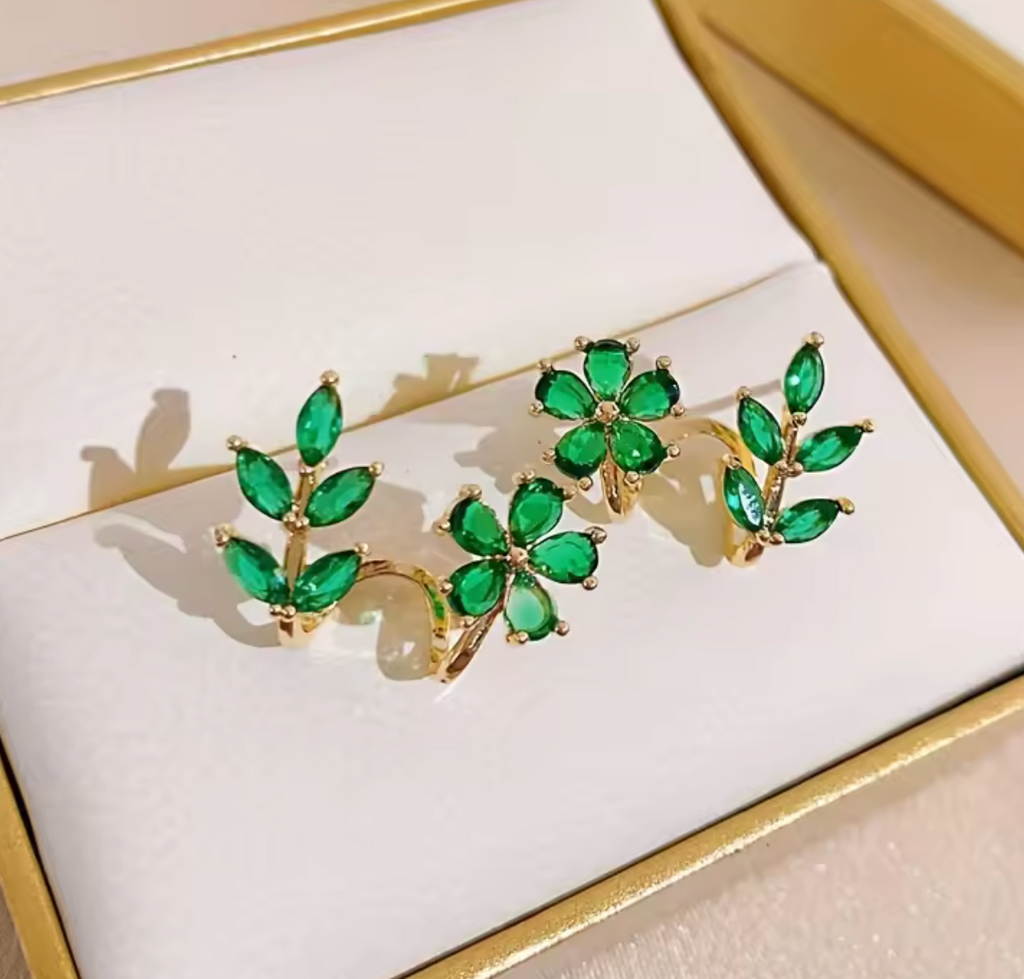 Elegant Green Rhinestone Flower Stud Earrings