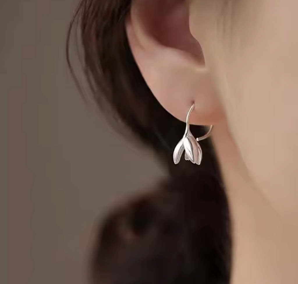 925 Sterling Silver Flower Stud Earrings