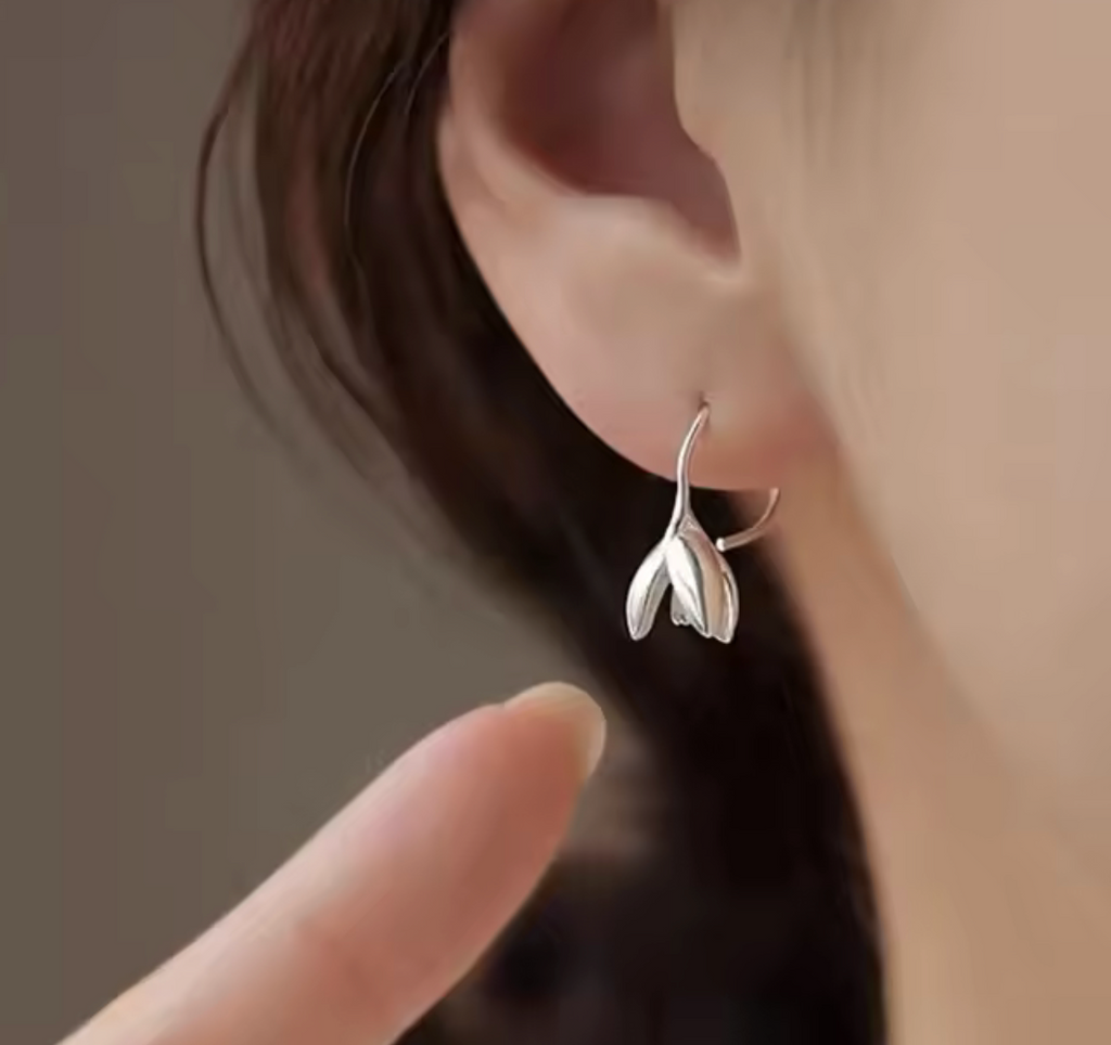 925 Sterling Silver Flower Stud Earrings